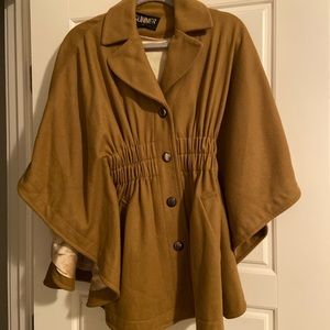SUNNER wool cape, good condition